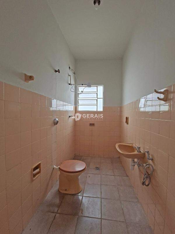 Casa para aluguel no SÃO JOSÉ: 08- BANHO SOCIAL