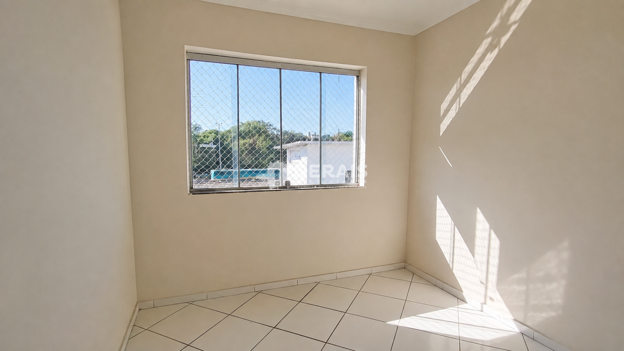 Apartamento para aluguel no CENTRO: 06- QUARTO 01