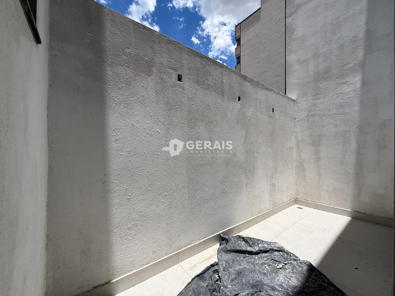 Apartamento à venda no CENTRO: 04- ÁREA DE CLARIDADE