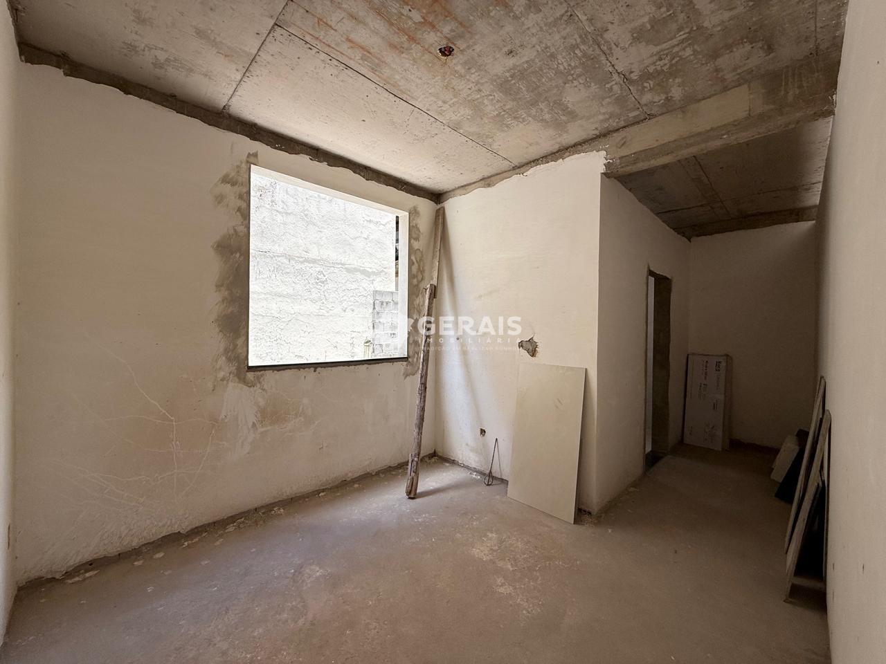 Apartamento à venda no CENTRO: 09- QUARTO SUÍTE