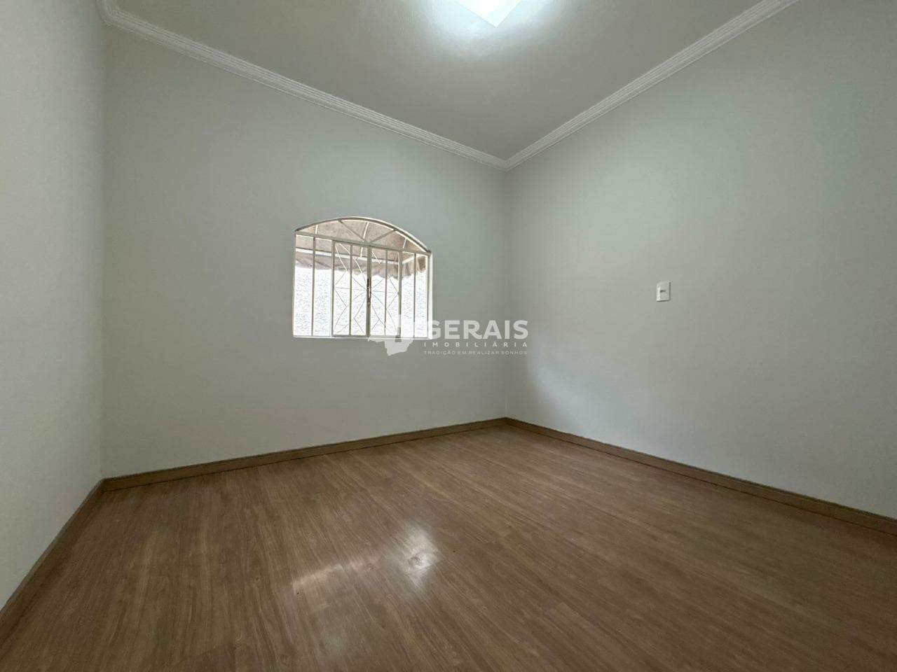Casa para aluguel no INTERLAGOS: 06- QUARTO 02