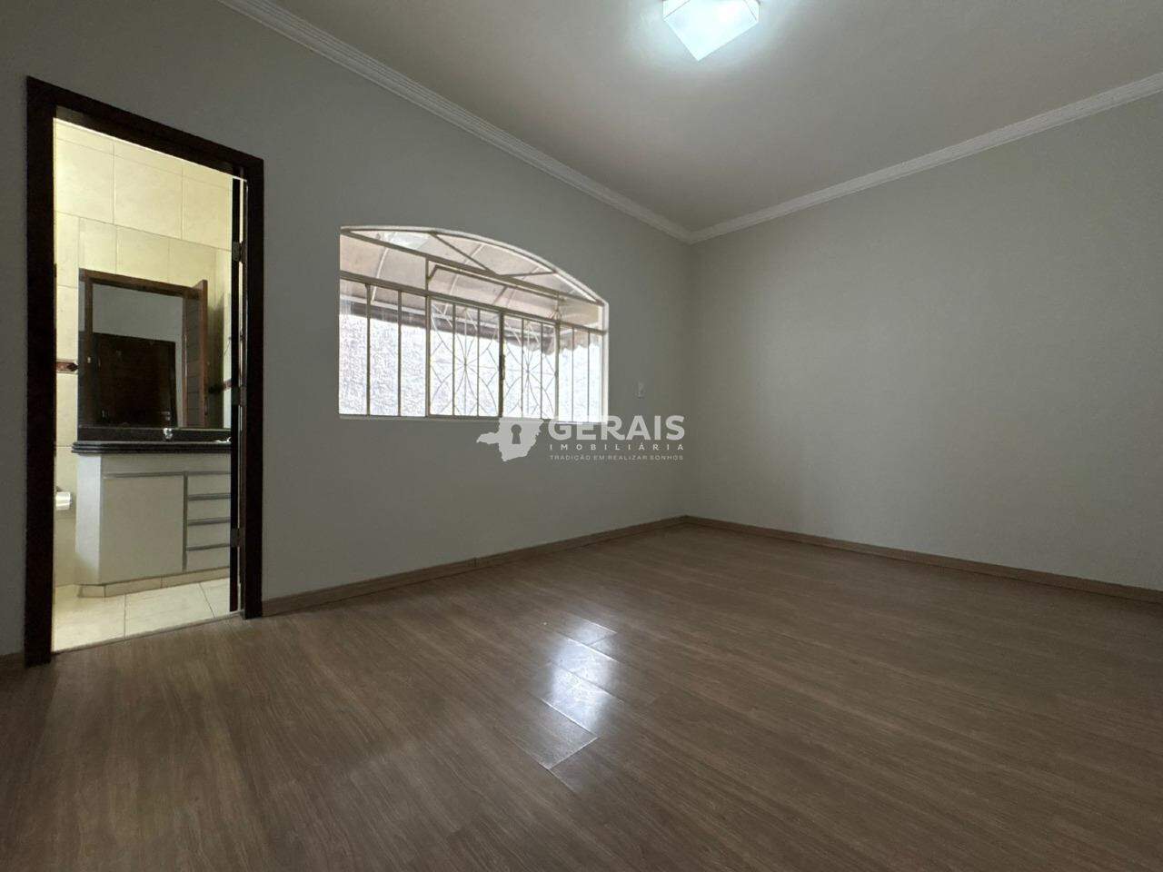 Casa para aluguel no INTERLAGOS: 07- QUARTO 03 SUÍTE