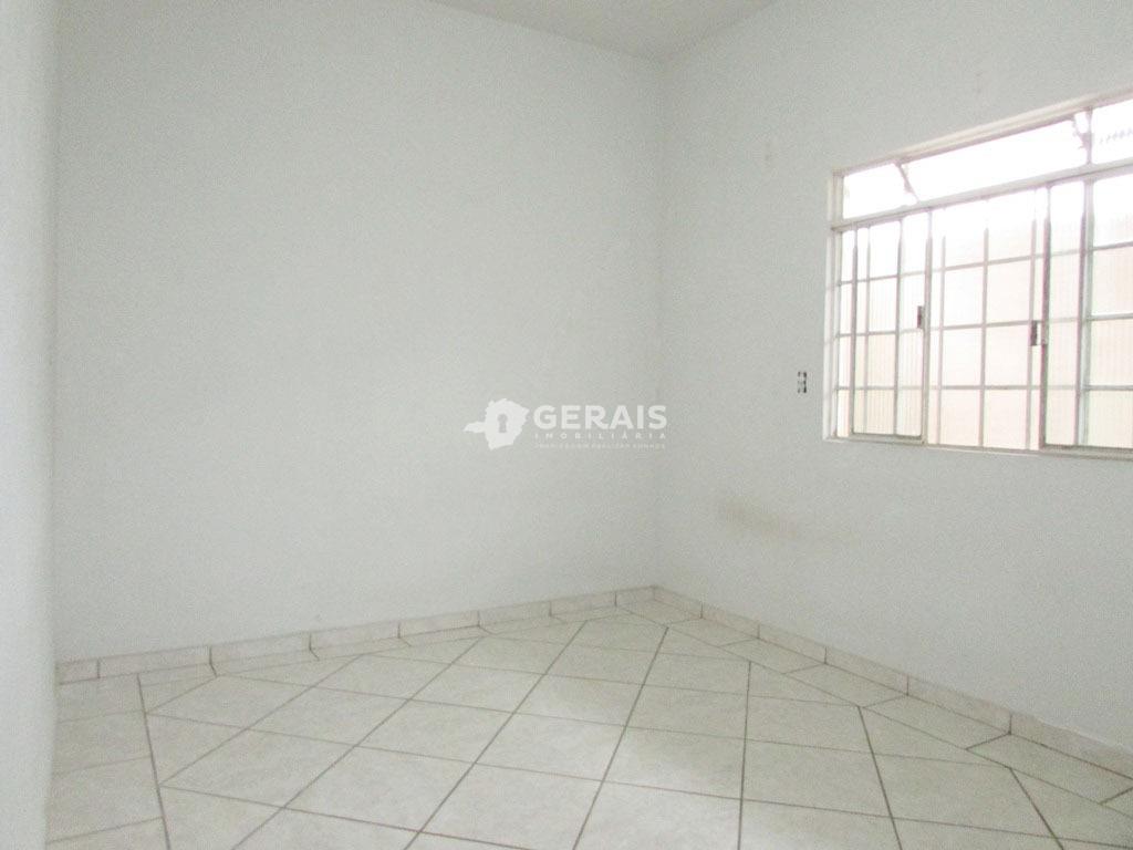 Casa para aluguel no PLANALTO: 05- QUARTO 02