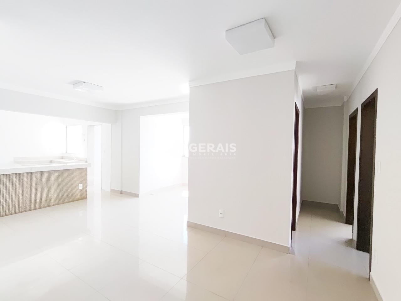 Apartamento para aluguel no CENTRO: 03- SALA