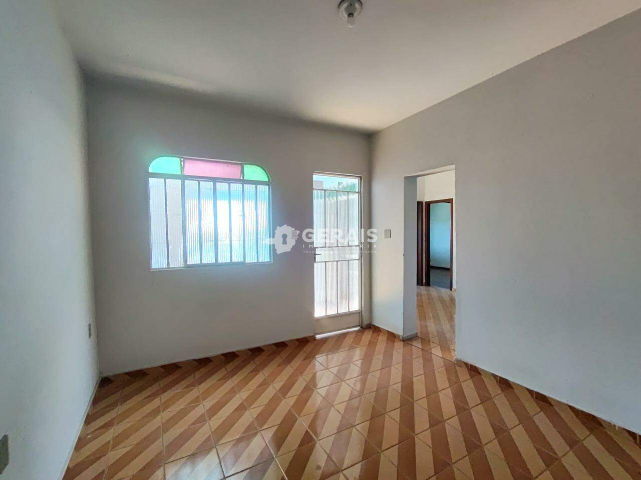 Casa para aluguel no SÃO SEBASTIÃO: 05 - SALA