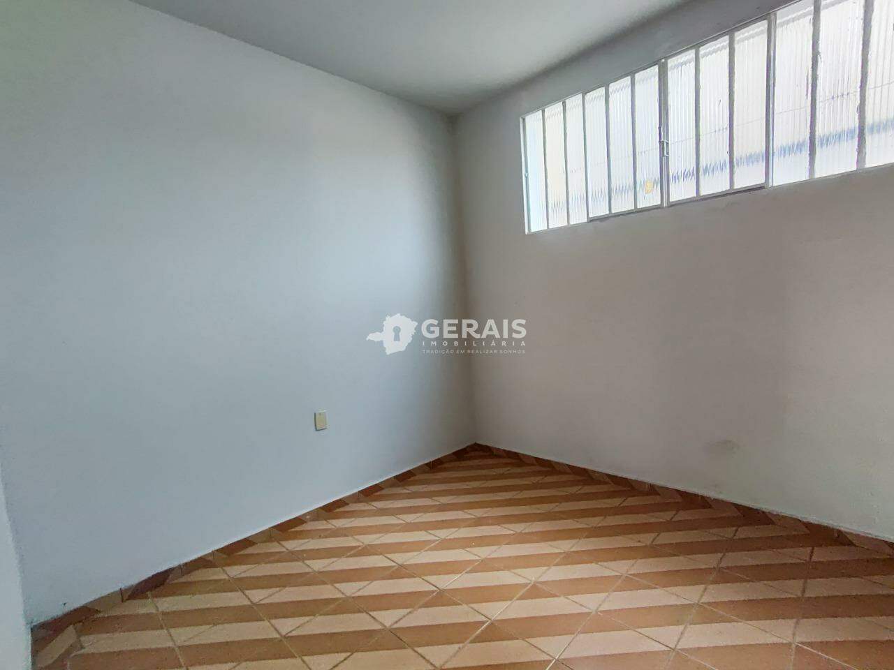 Casa para aluguel no SÃO SEBASTIÃO: 07 - QUARTO 01
