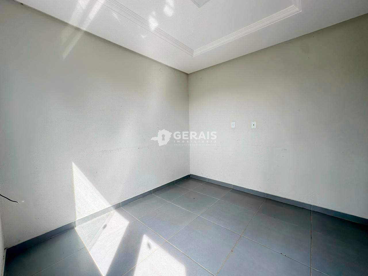 Casa à venda no FLORESTA: 03- SALA