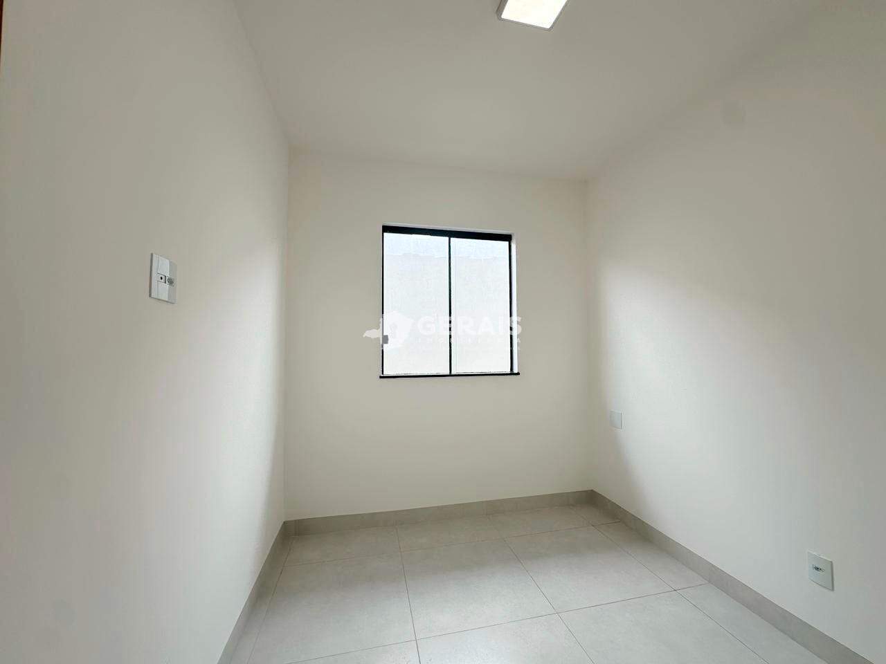 Casa à venda no CHANADOUR: 06 - QUARTO 01