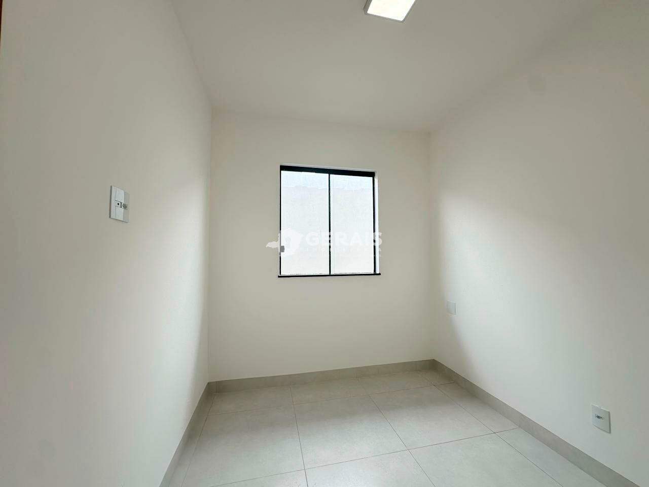 Casa à venda no CHANADOUR: 06 - QUARTO 01