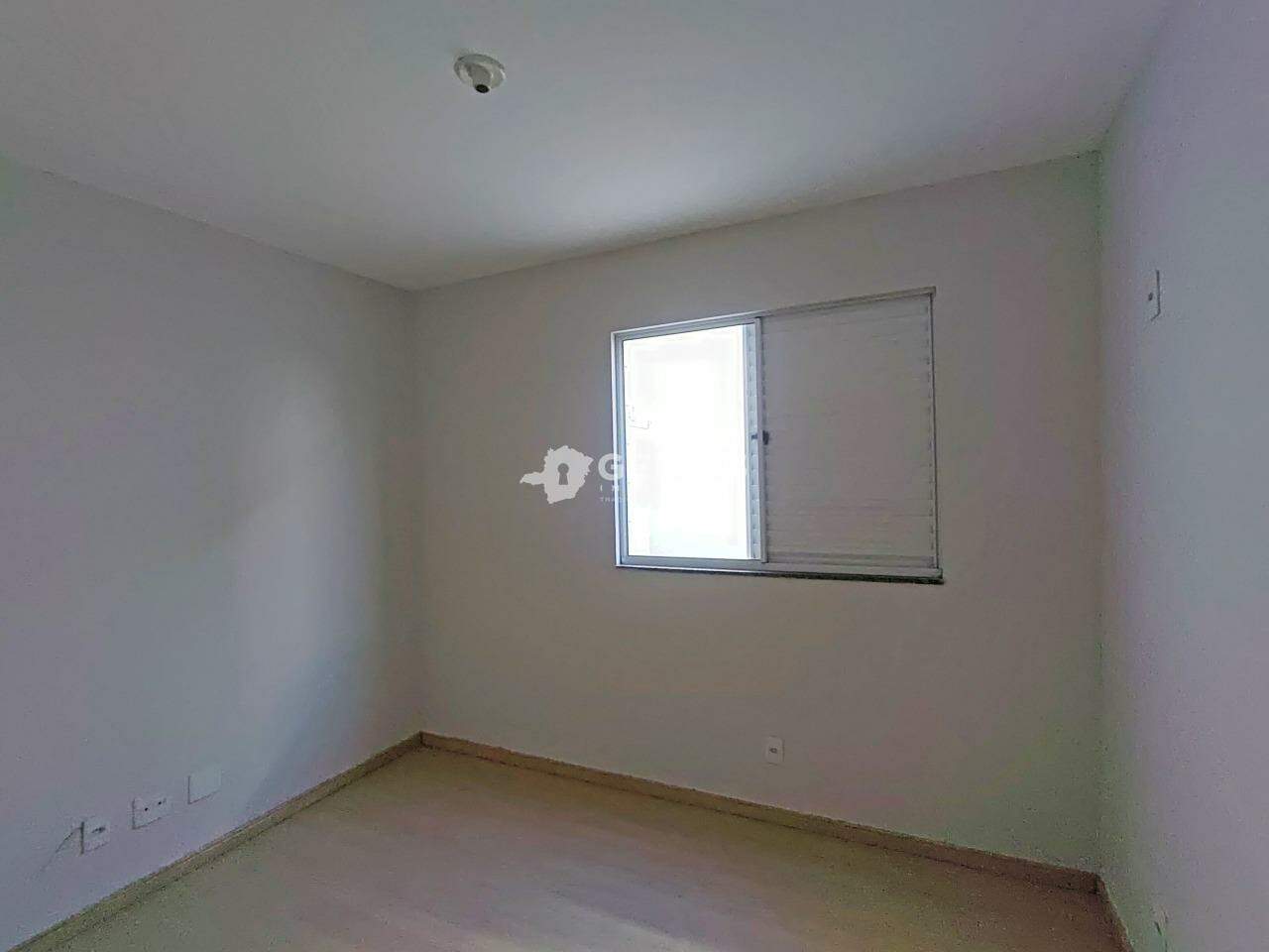 Apartamento para aluguel no DONA QUITA: 05 - QUARTO 02