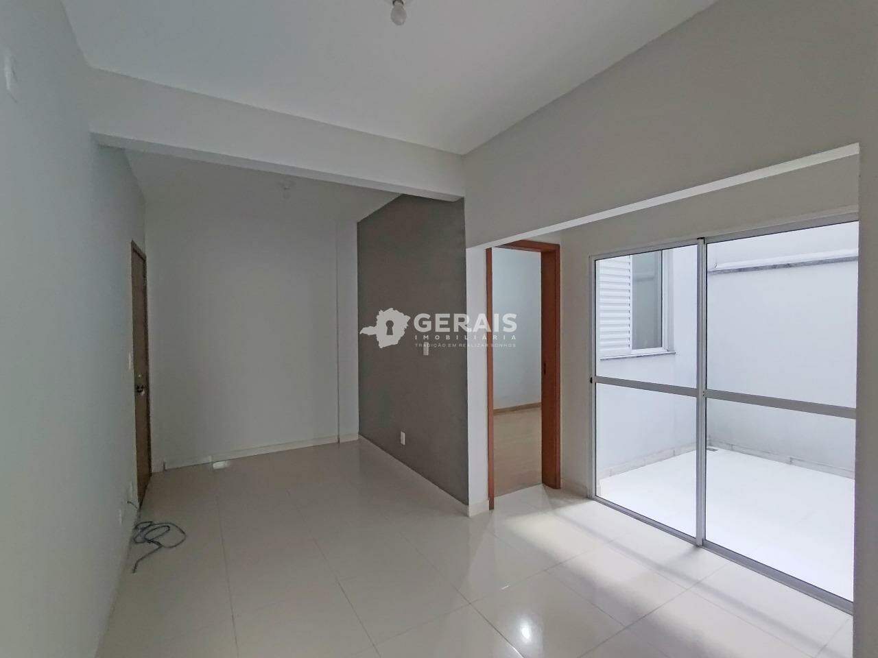Apartamento para aluguel no DONA QUITA: 03 - SALA