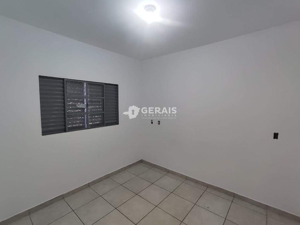Apartamento para aluguel no VILA ESPÍRITO SANTO: 08- QUARTO 02