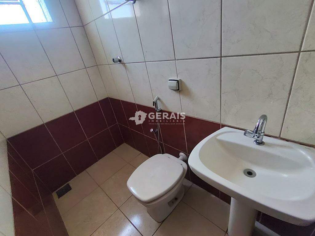 Apartamento para aluguel no VILA ESPÍRITO SANTO: 09- BANHO SOCIAL