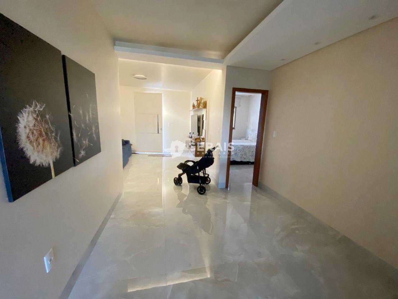 Casa à venda no QUINTINO: 05 - COPA