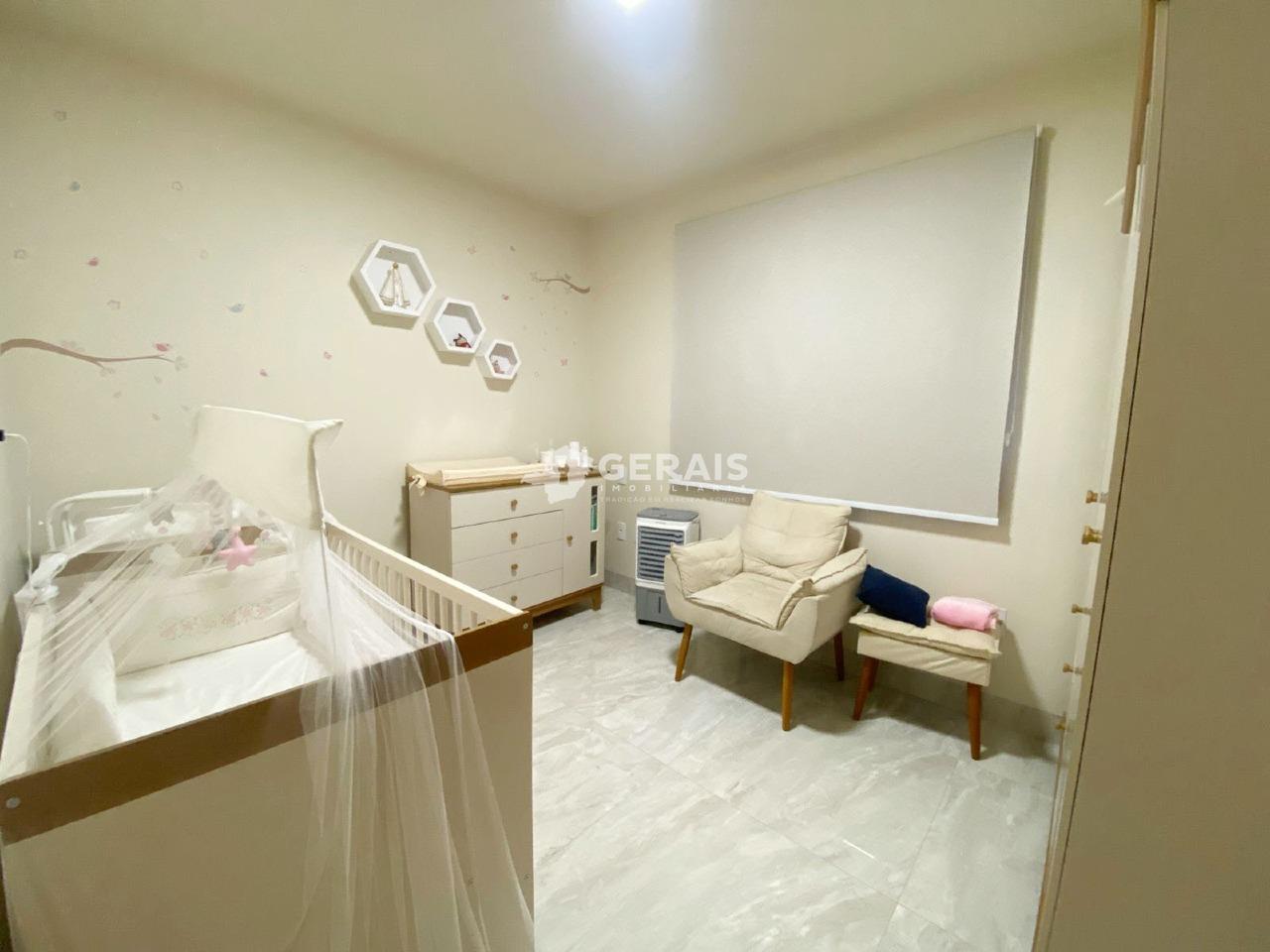 Casa à venda no QUINTINO: 07 - QUARTO 01