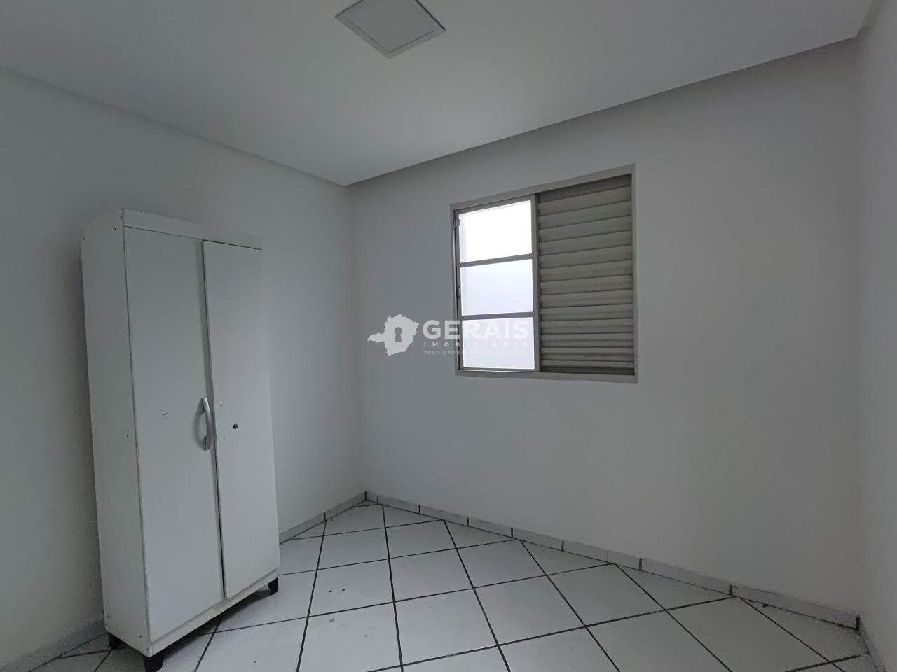 Casa para aluguel no DOM CRISTIANO: 08- QUARTO 02