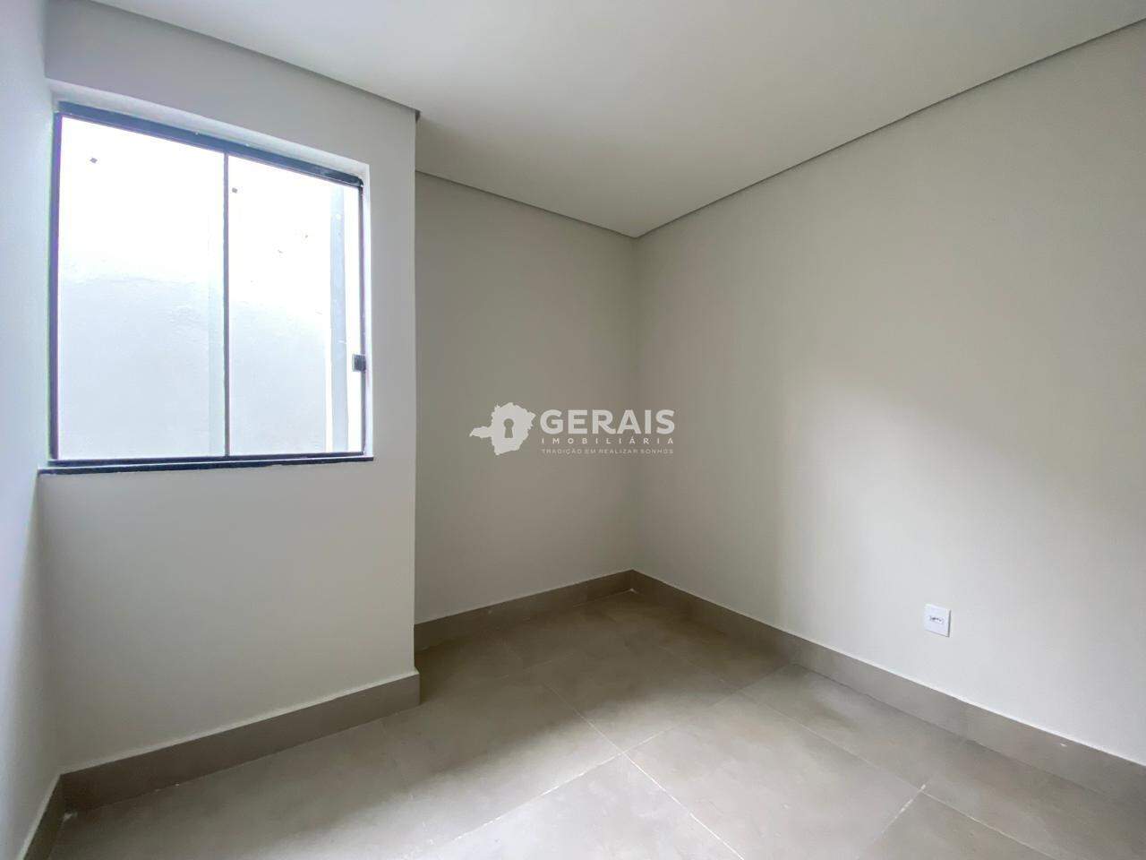 Casa à venda no JARDINOPOLIS: 05 - QUARTO 01