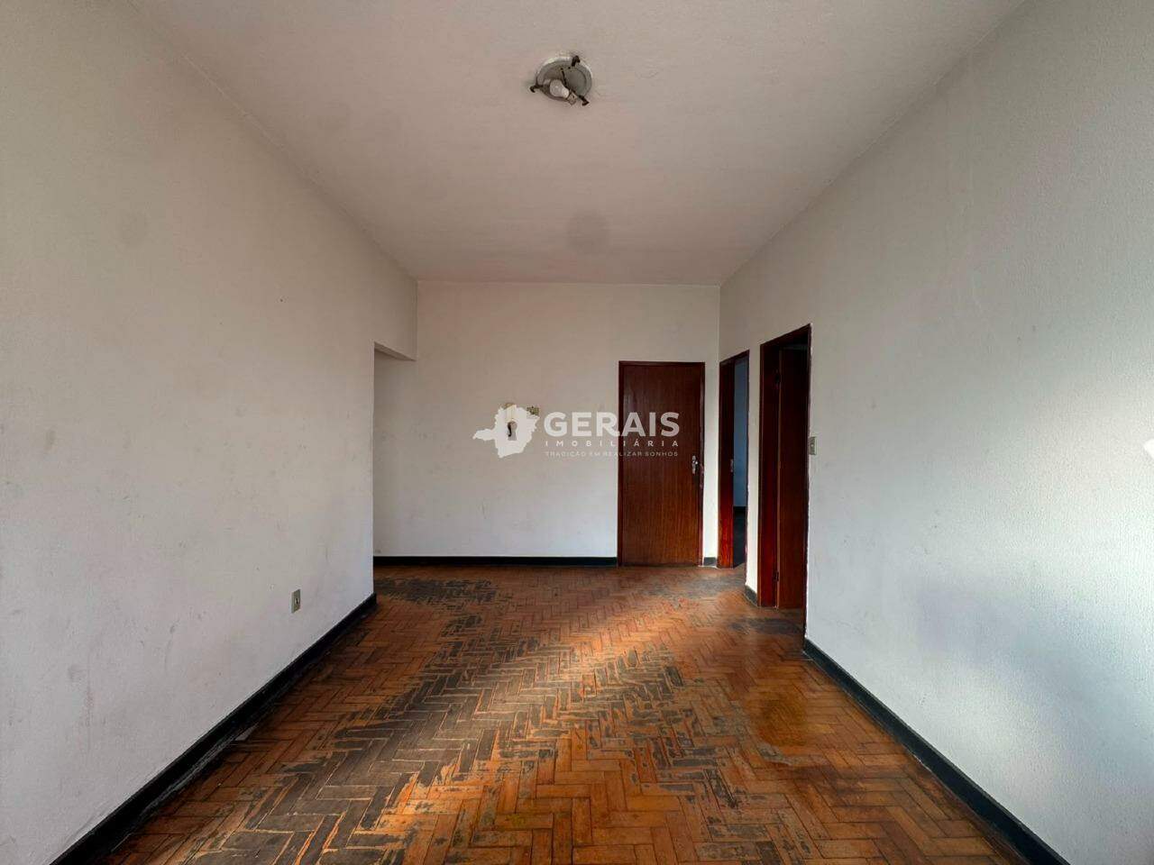 Apartamento para aluguel no CENTRO: 04- SALA