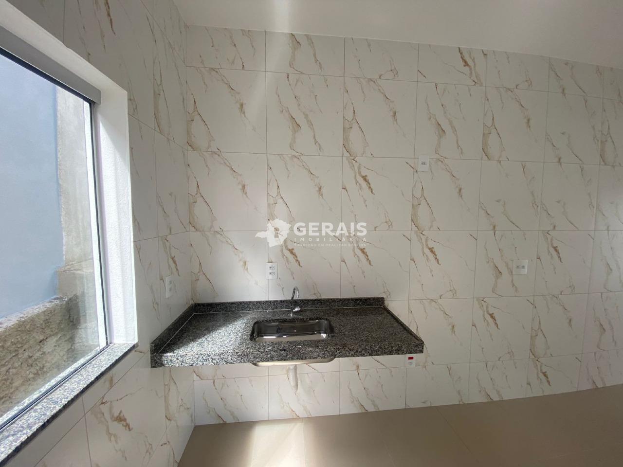 Casa à venda no JARDIM CANDIDES: 05- COZINHA