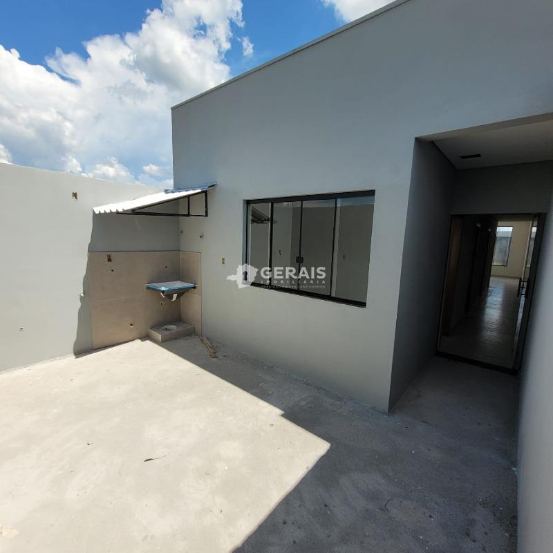 Casa à venda no RESIDENCIAL LAGOA PARK: 08 - ÁREA DE SERVIÇO