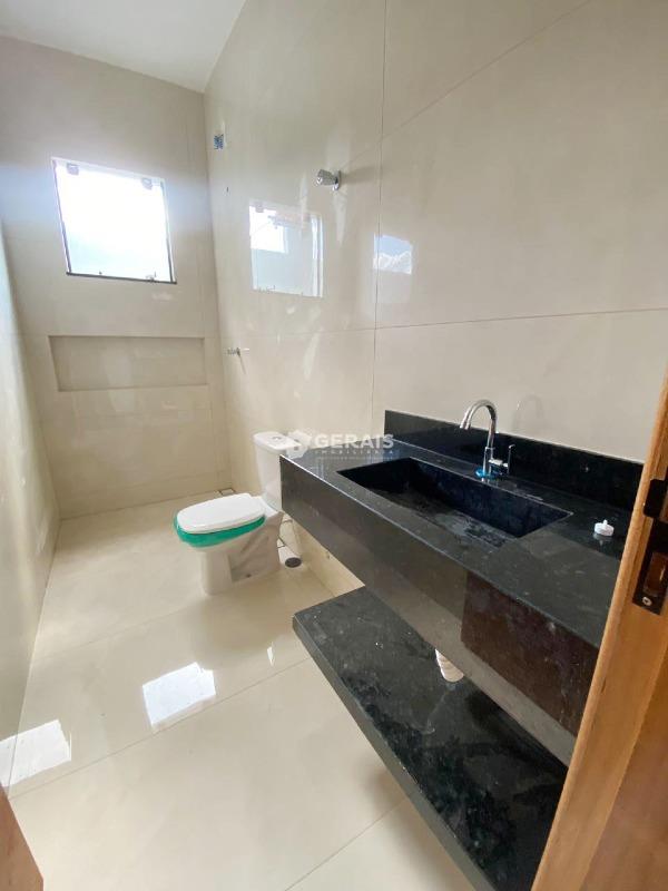 Casa à venda no NOVA HOLANDA: 08- BANHO SOCIAL