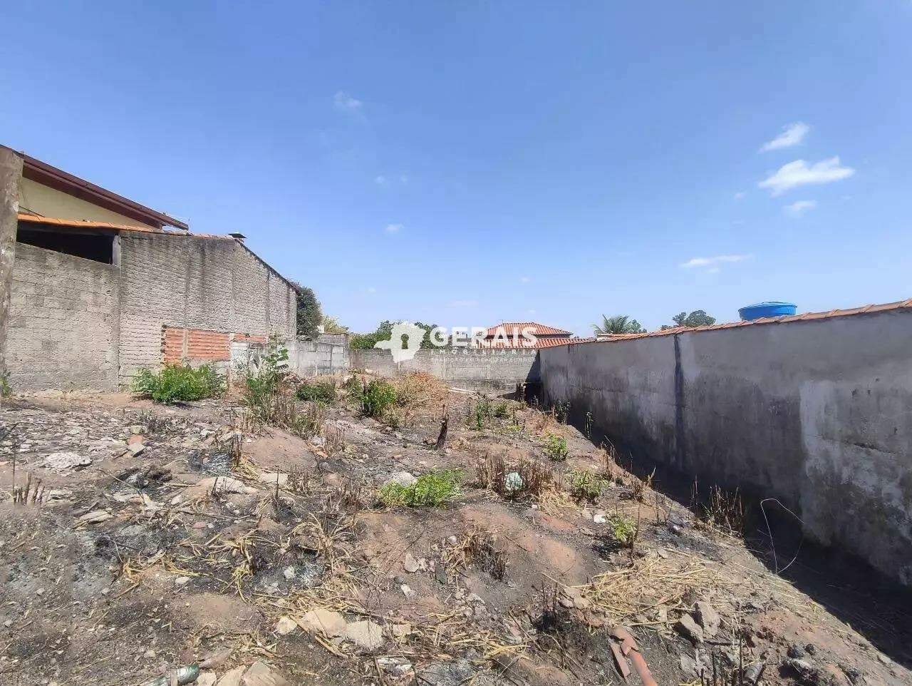 Lote à venda no NOSSA SENHORA DA CONCEIÇÃO: 03 - LOTE