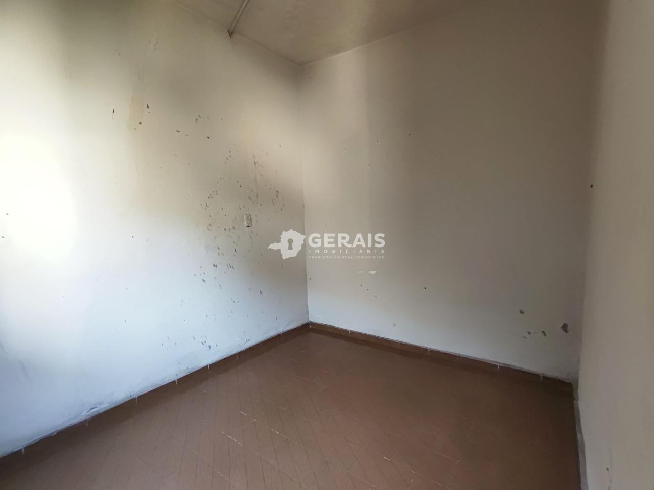 Casa à venda no NITERÓI: 10- QUARTO