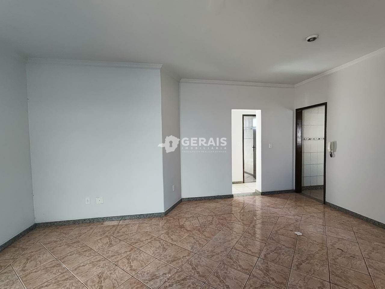 Apartamento para aluguel no IPIRANGA: 03 - SALA