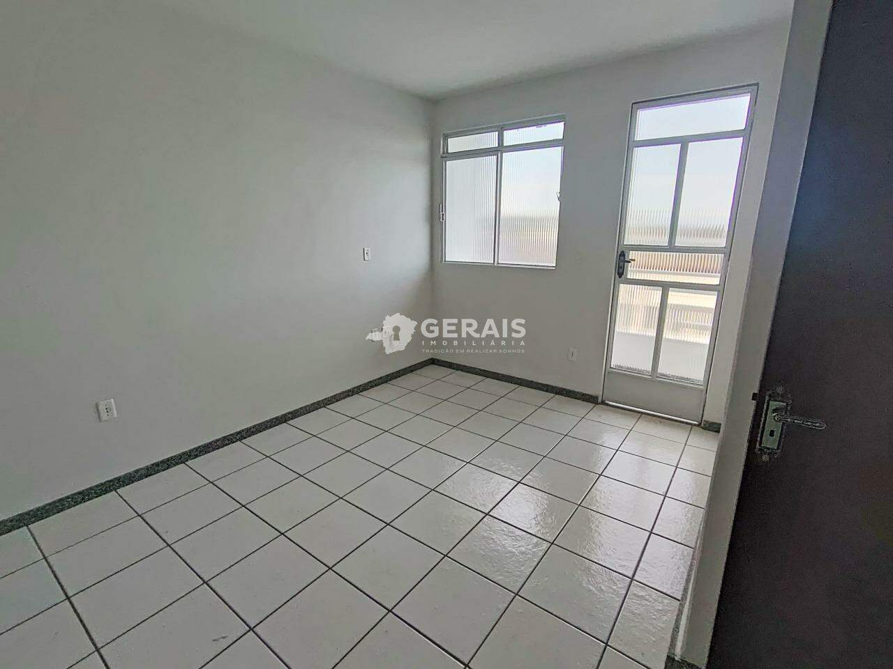 Apartamento para aluguel no SANTO ANTÔNIO: 07- QUARTO 03 SUÍTE