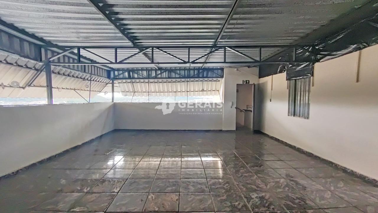 Kitnet para aluguel no INTERLAGOS: 06 -  SALA TERRAÇO