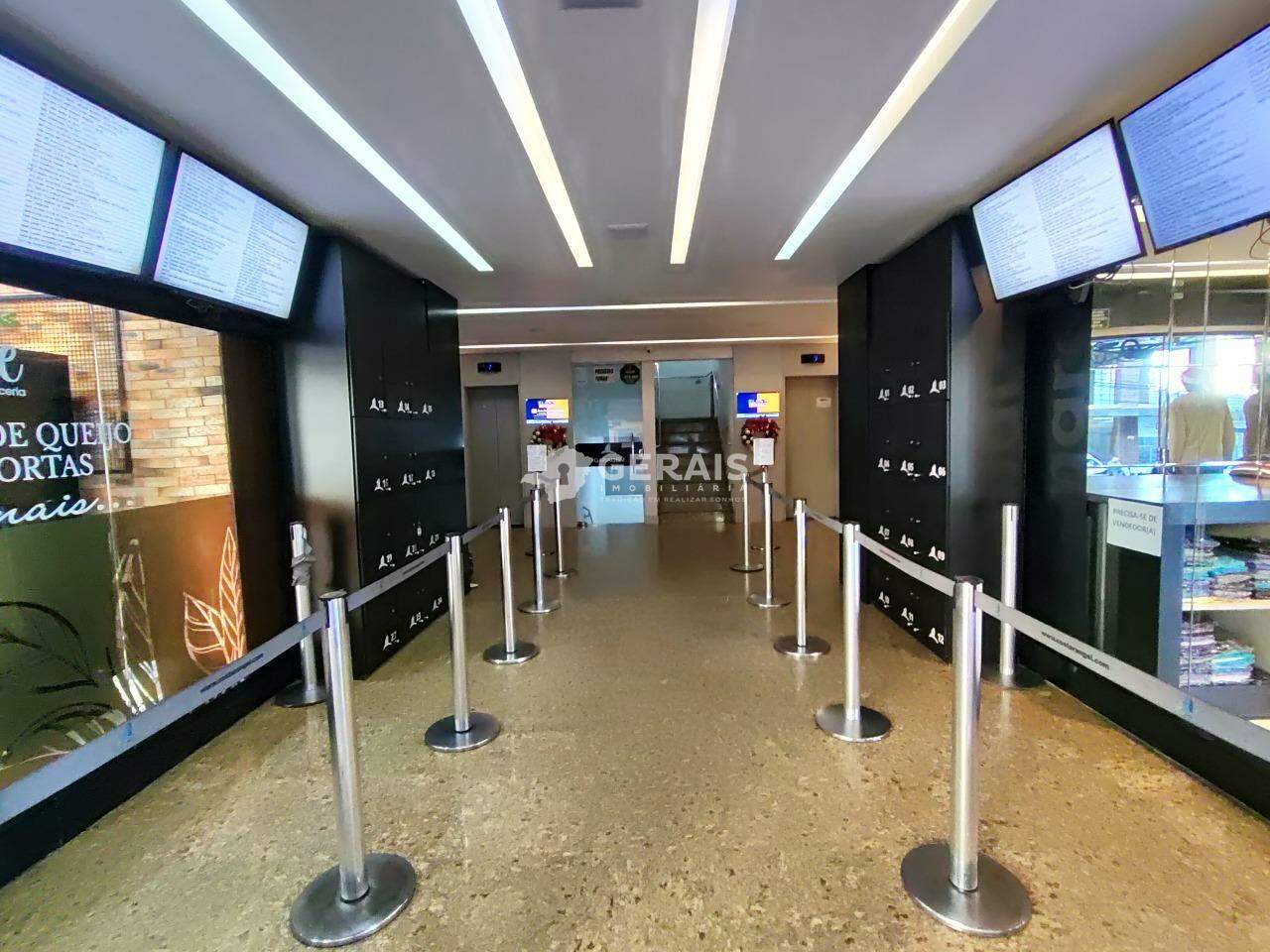 Sala para aluguel no CENTRO: 08 - HALL DE ENTRADA