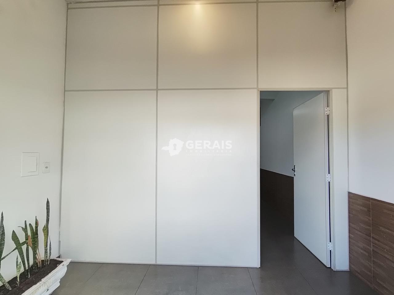 Loja para aluguel no NAÇÕES: 03 - LOJA