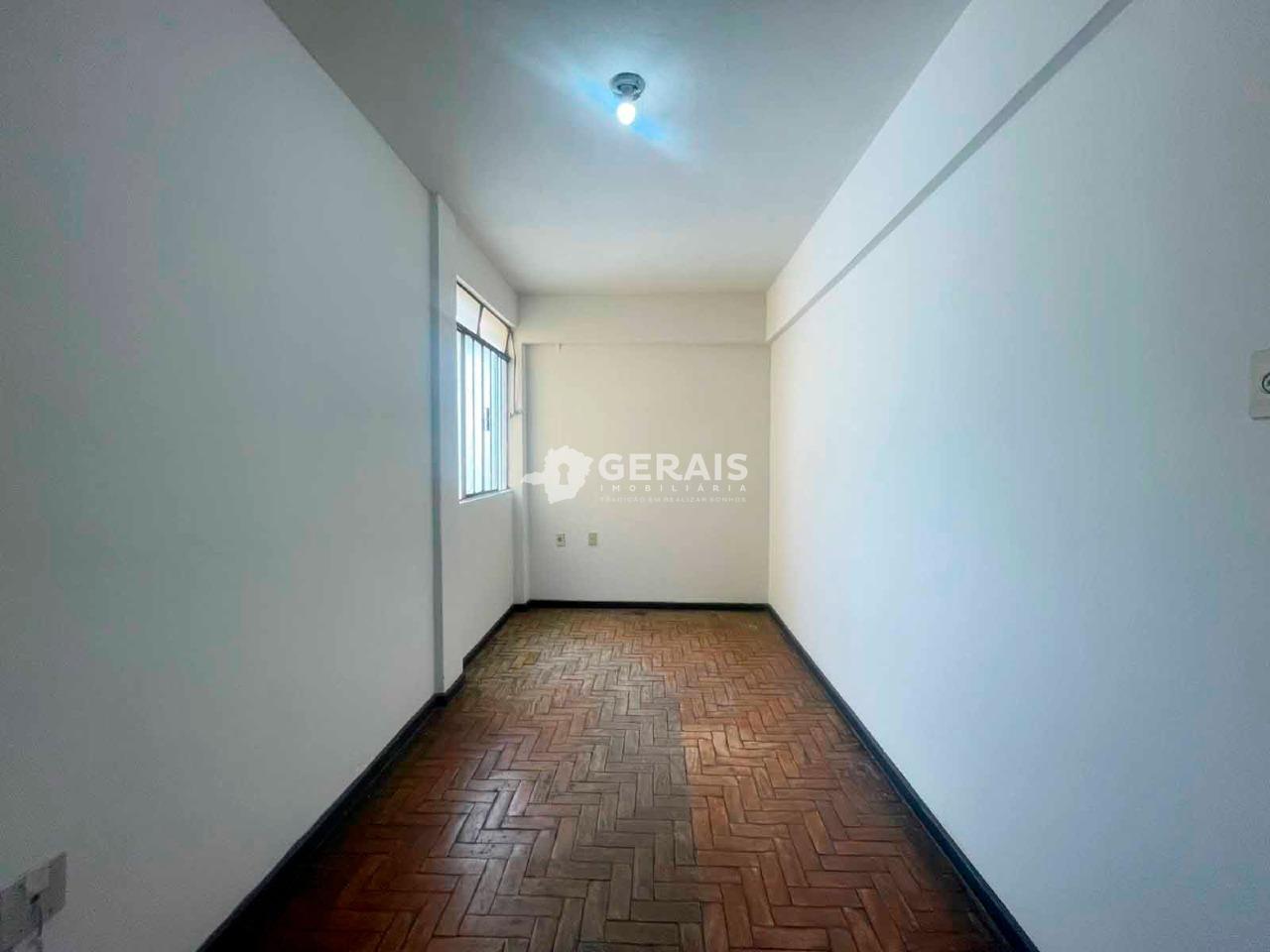 Apartamento para aluguel no CENTRO: 02- SALA