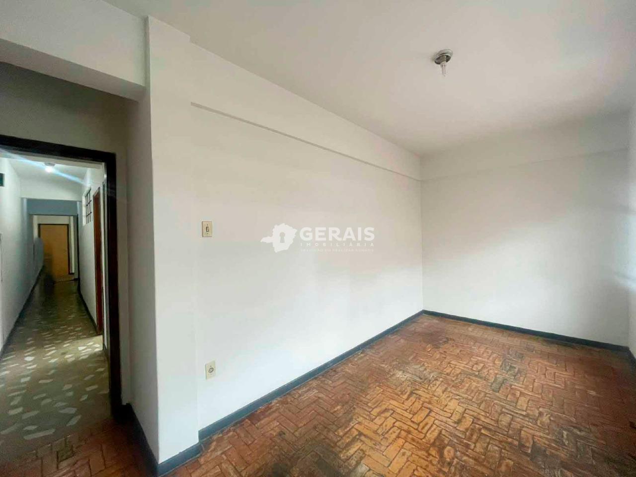 Apartamento para aluguel no CENTRO: 03- QUARTO 01
