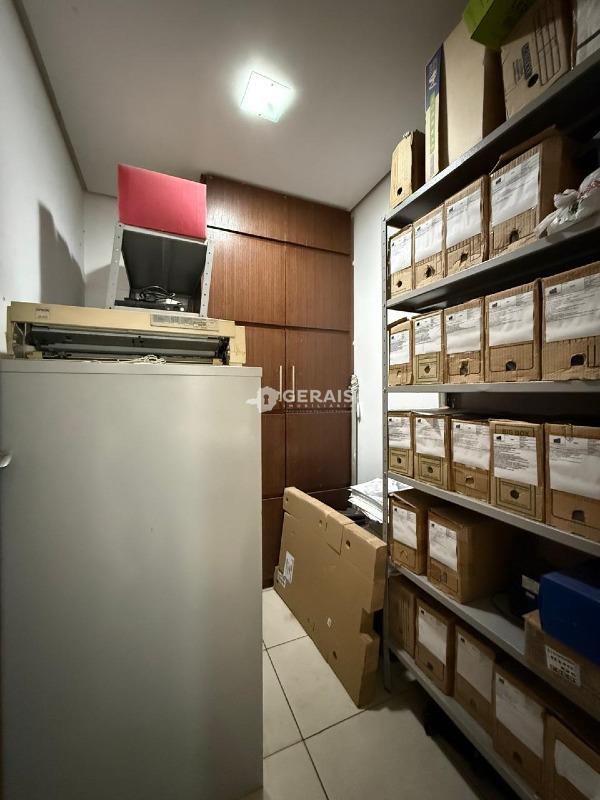 Casa à venda no SANTO ANTÔNIO: 07 -DISPENSA 