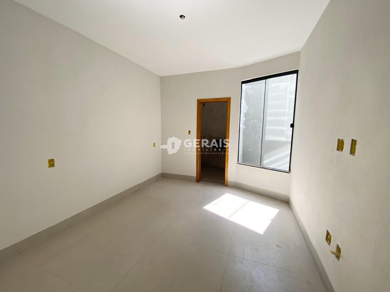 Casa à venda no FABIO NOTINI: 06- QUARTO SUÍTE