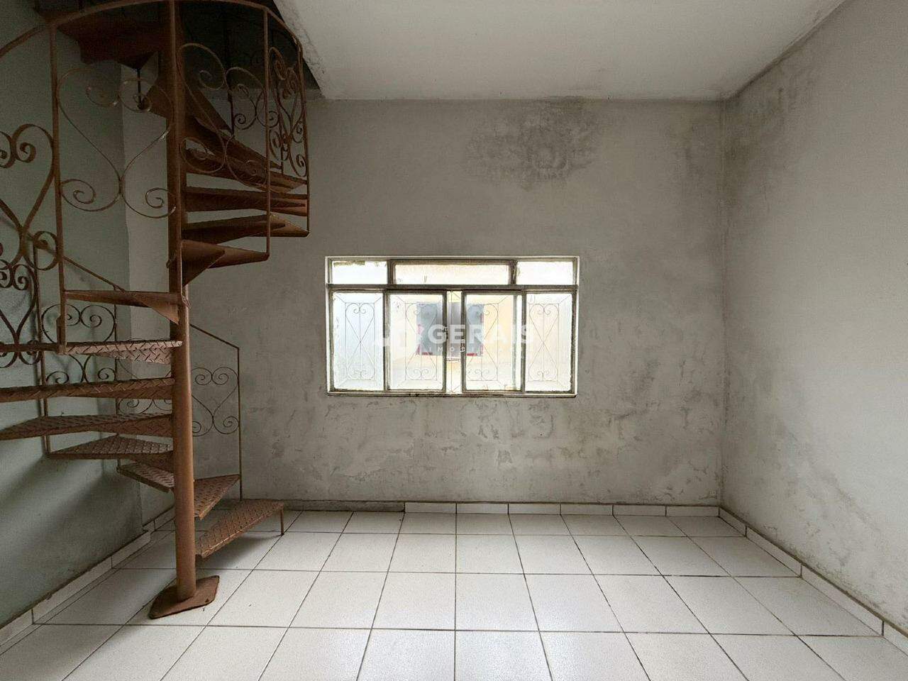 Apartamento à venda no DONA ROSA: 09 - ESCADA