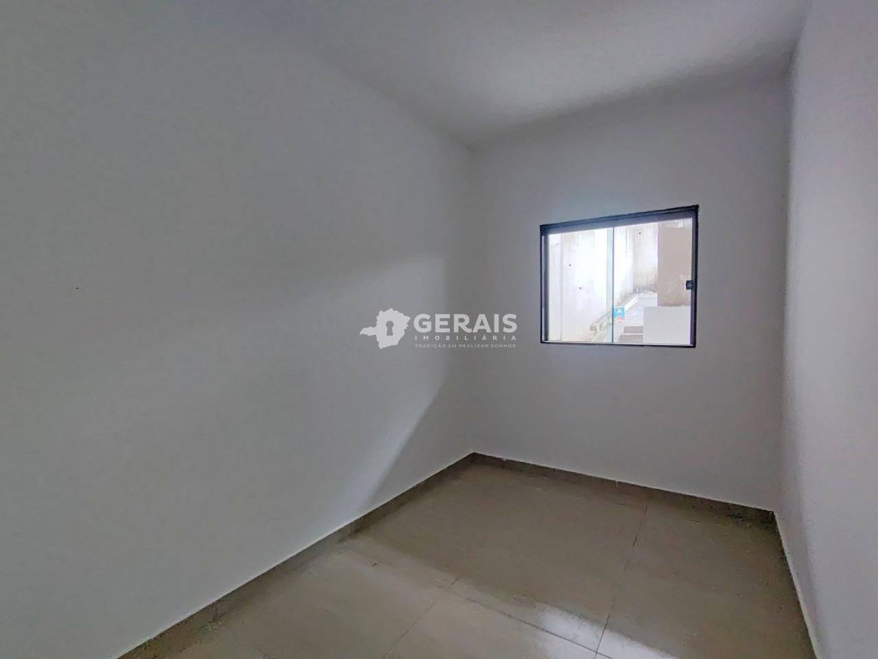 Casa para aluguel no NAÇÕES: 06- QUARTO 02