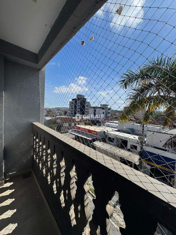 Apartamento para aluguel no LP PEREIRA: 07 - SACADA