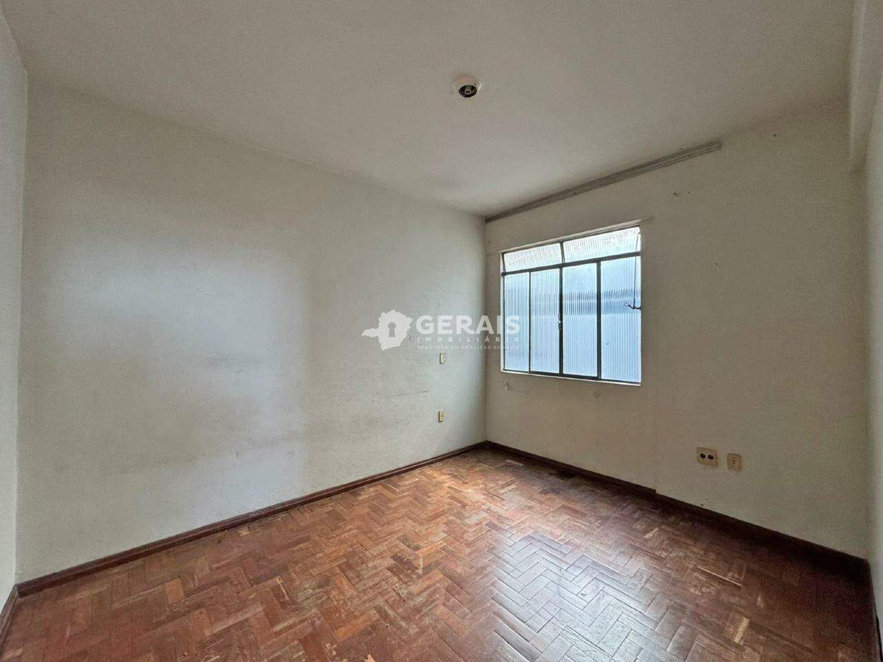 Apartamento para aluguel no LP PEREIRA: 08  - QUARTO 03