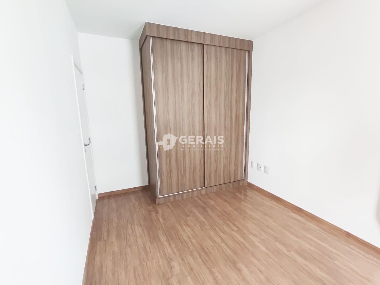 Apartamento para aluguel no CENTRO: 04- QUARTO 01