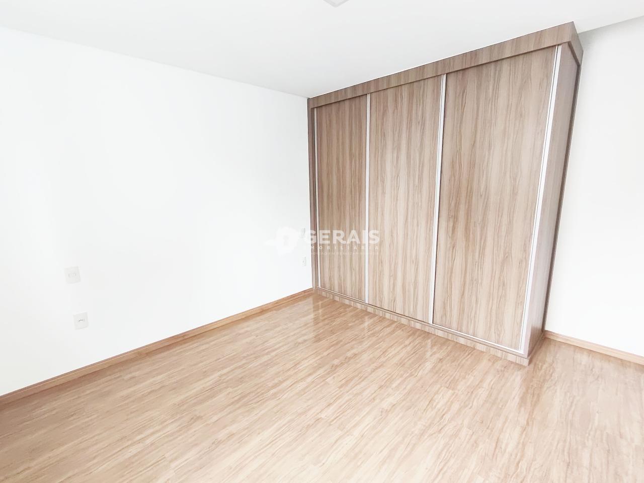 Apartamento para aluguel no CENTRO: 06- QUARTO SUÍTE