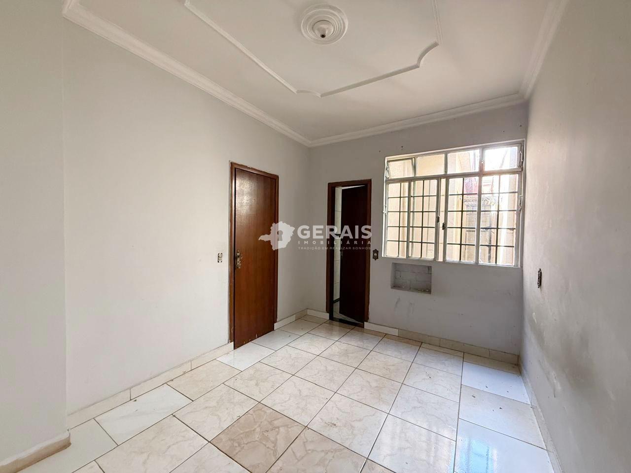 Casa à venda no SÃO SEBASTIÃO: 08- QUARTO SUÍTE