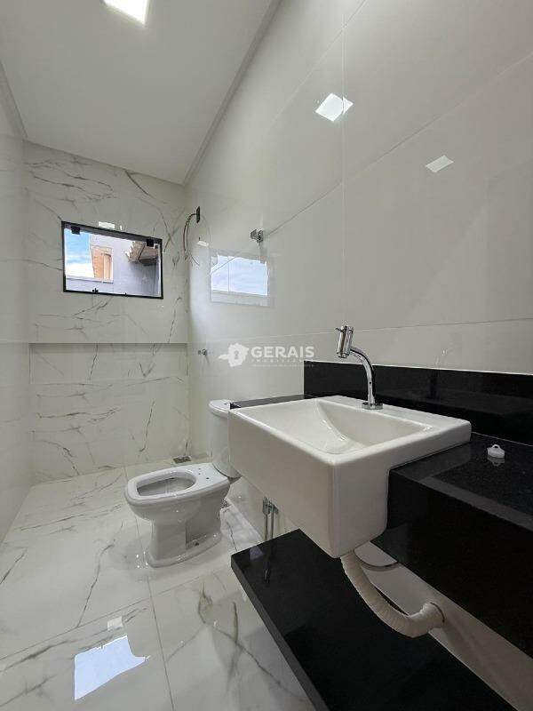 Casa à venda no CHANADOUR: 07- BANHO SOCIAL