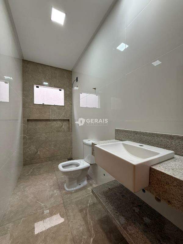 Casa à venda no CHANADOUR: 07- BANHO SUÍTE