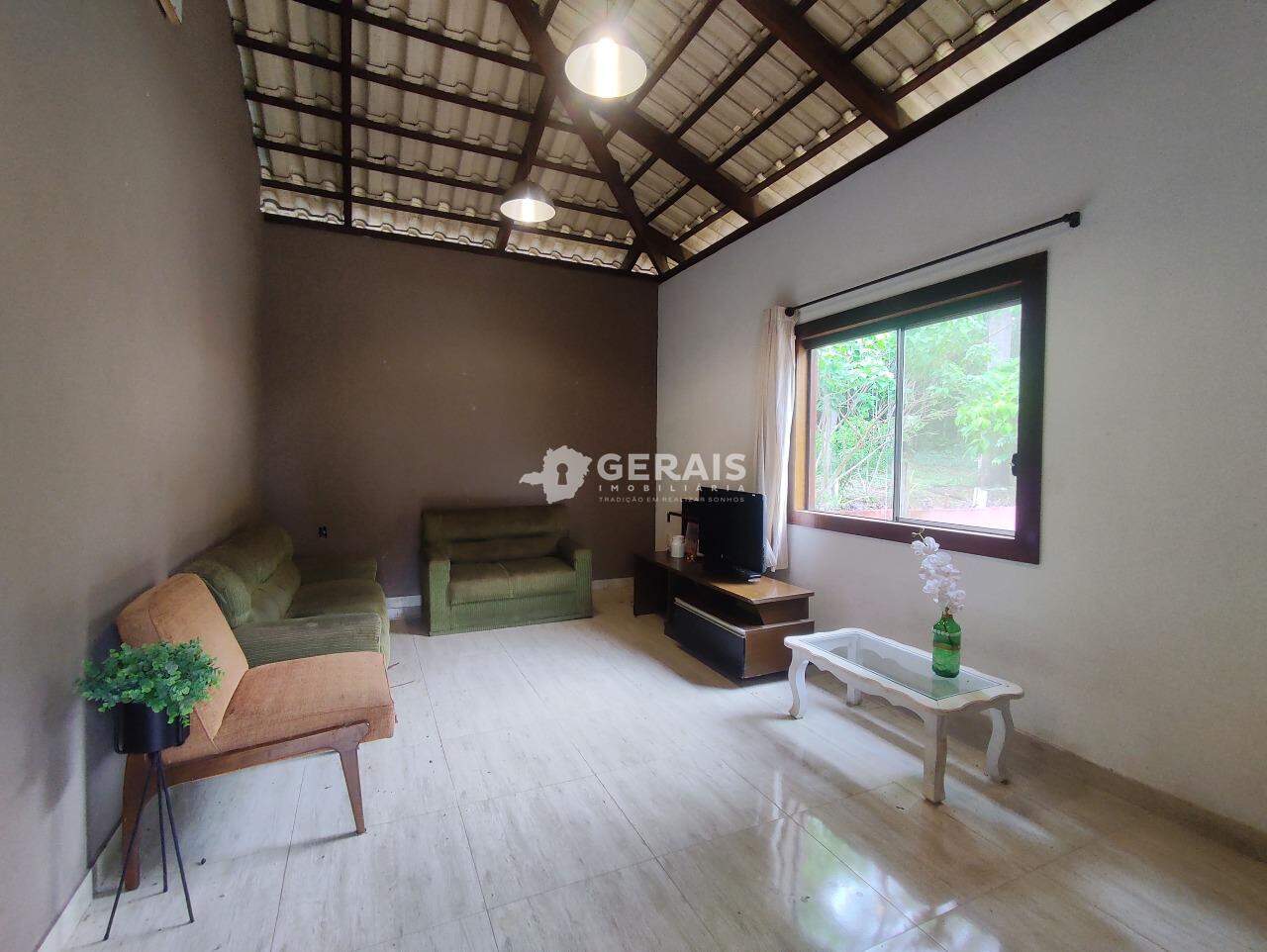 Sítio à venda no Comunidade do Choro: 04 - SALA