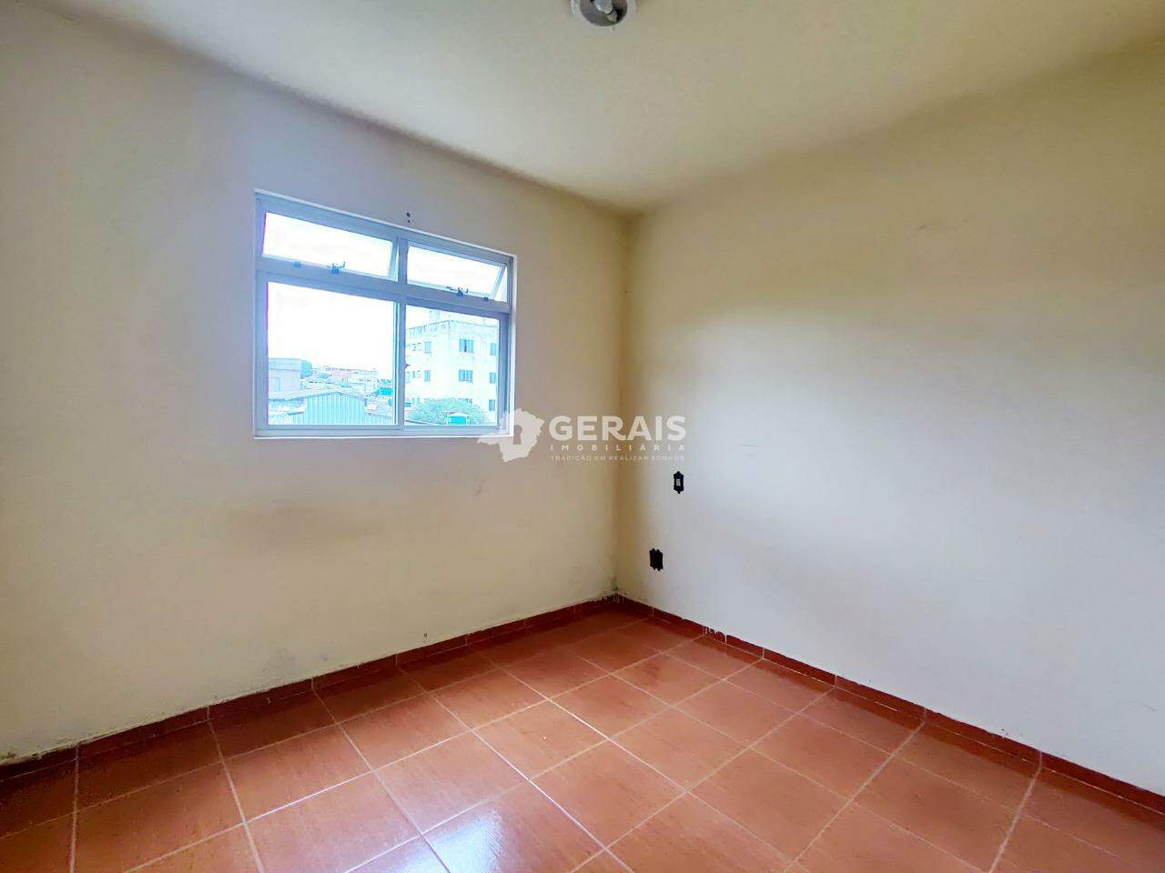 Casa para aluguel no SANTA ROSA: 07- QUARTO 02