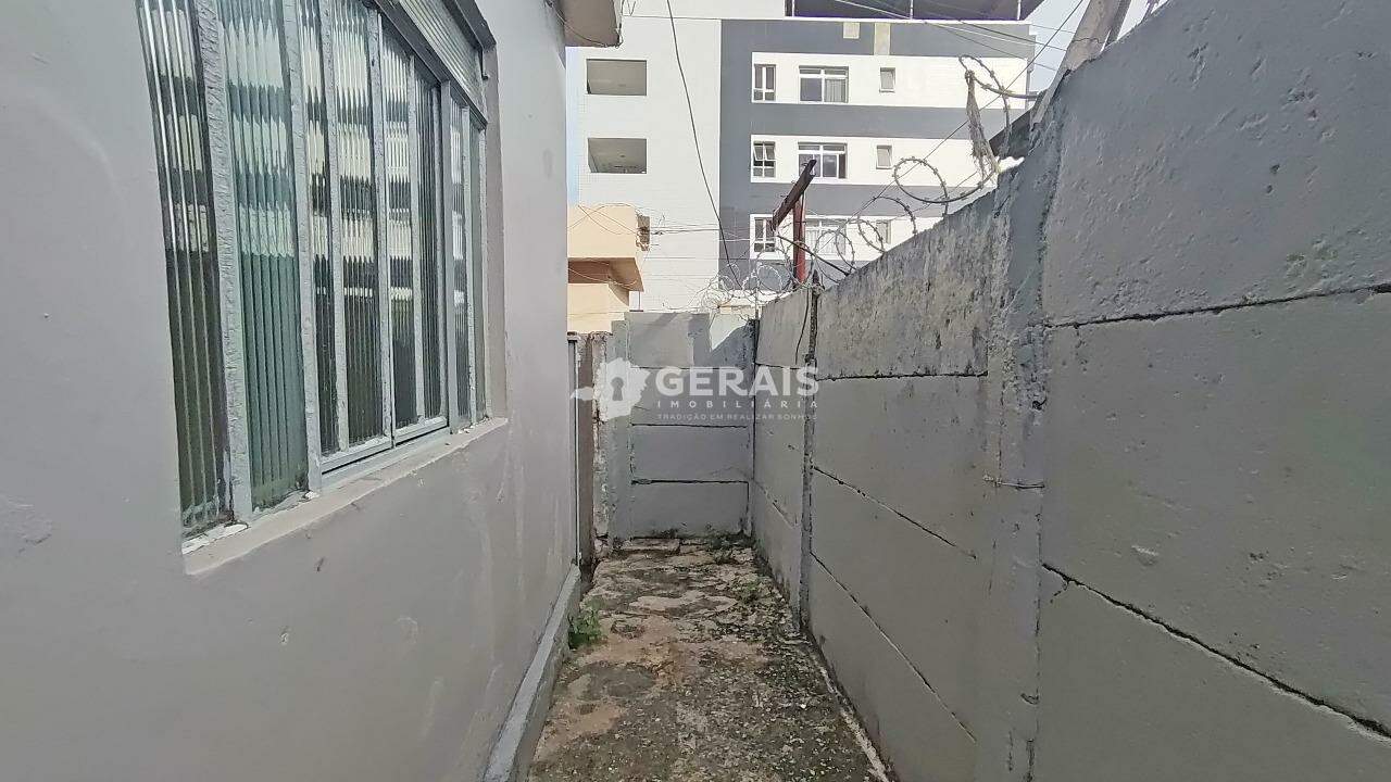 Barracão para aluguel no PLANALTO: 09 - CORREDOR DE ACESSO