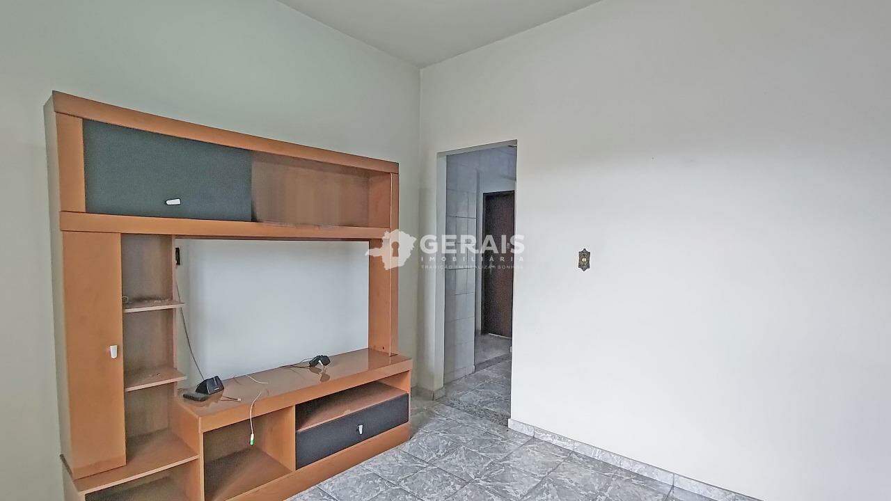 Casa para aluguel no TIETE: 04- SALA