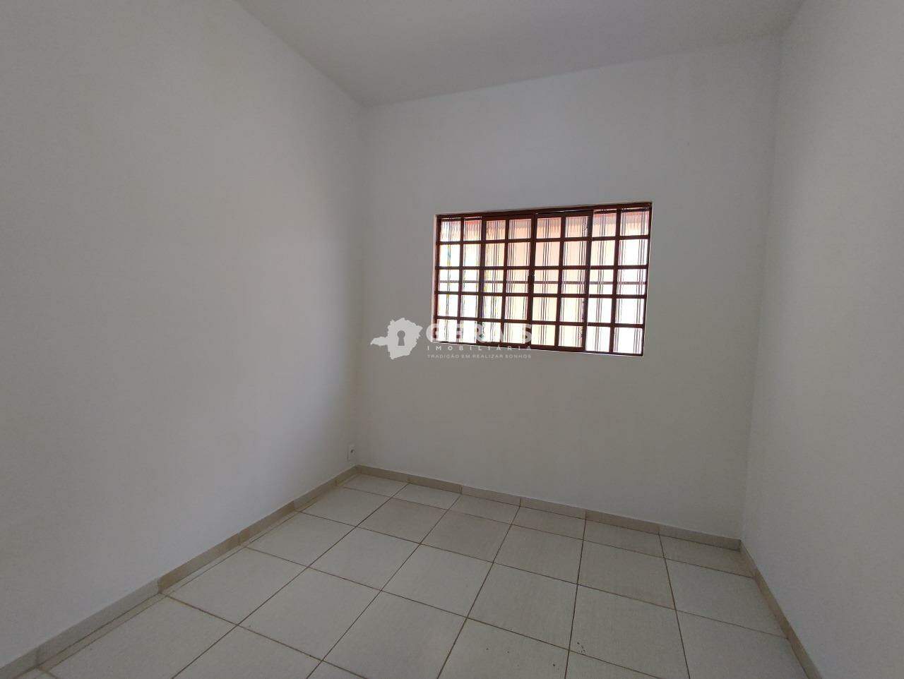 Casa para aluguel no SANTO ANDRE: 05- QUARTO 02